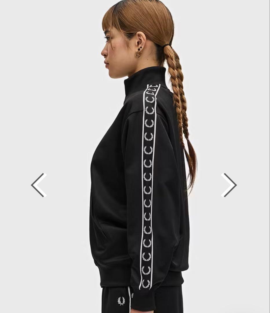 フレッドペリー　トラックジャケット ネイビーM