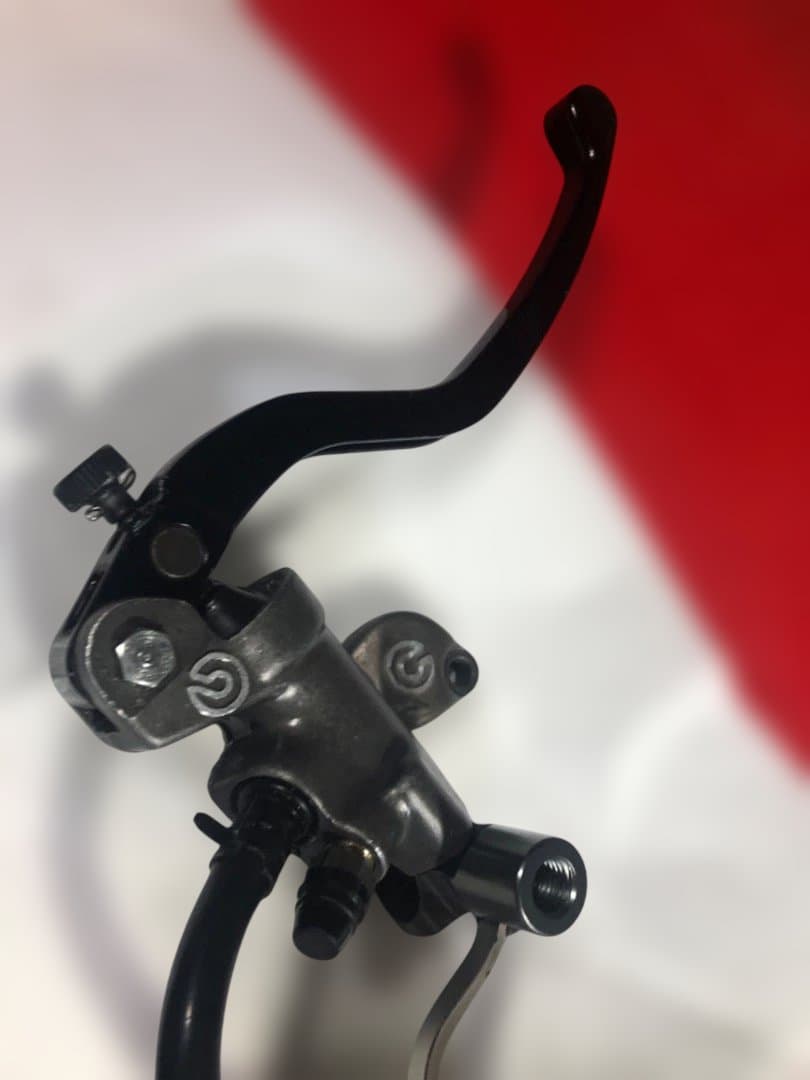 ブレンボブレーキマスターシリンダー19リモート付