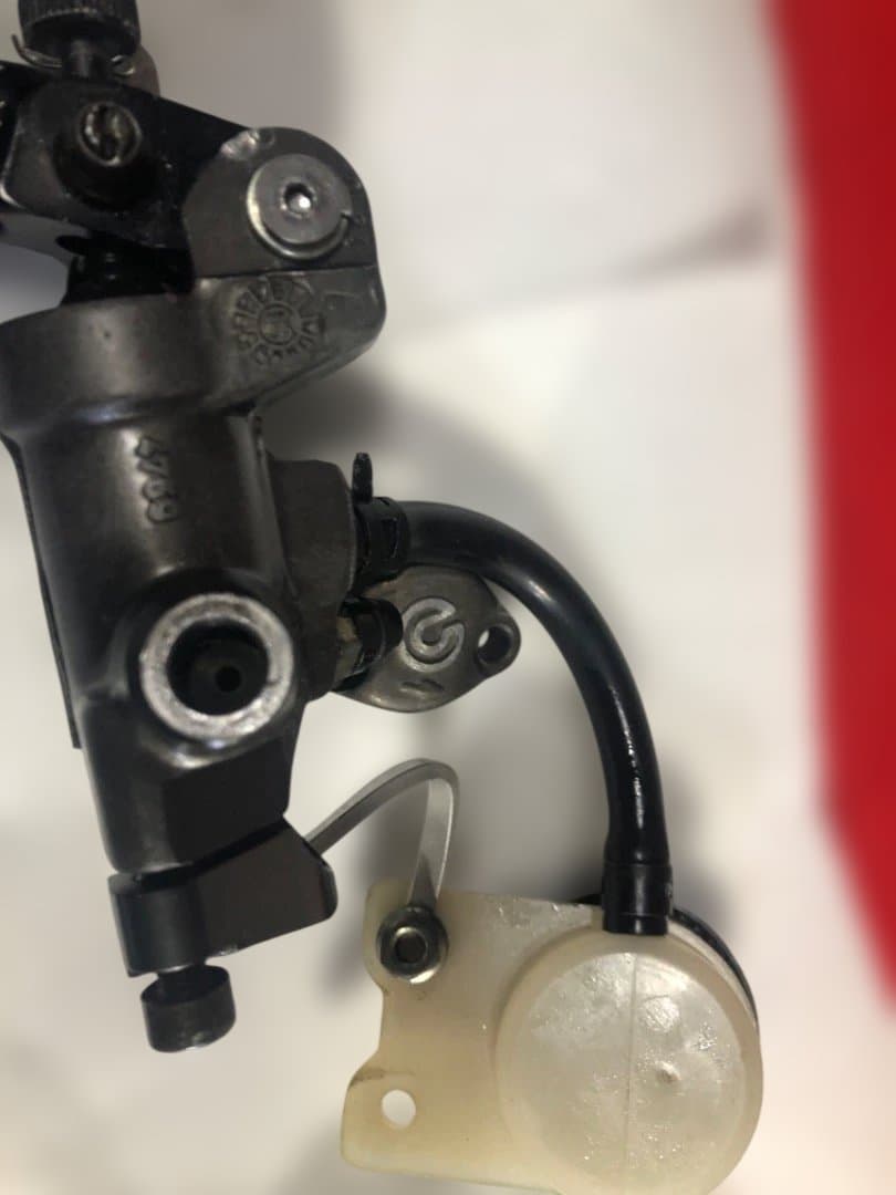 ブレンボブレーキマスターシリンダー19リモート付