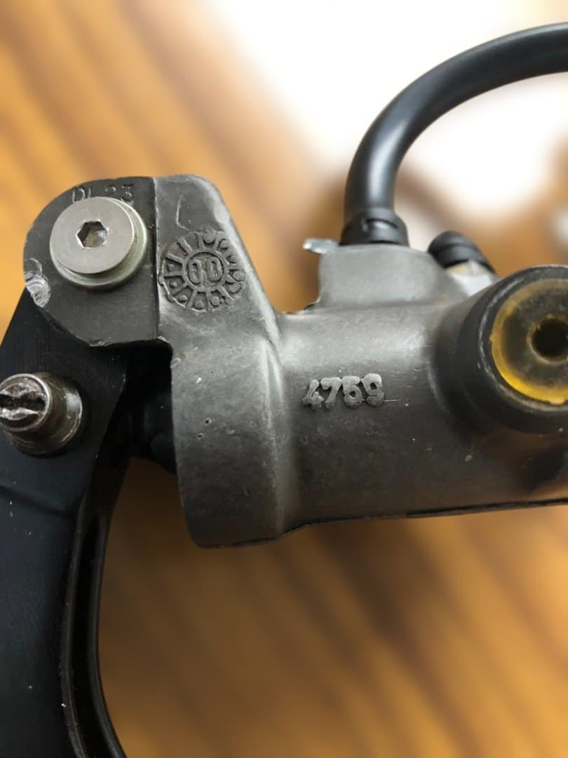 ブレンボブレーキマスターシリンダー19リモート付