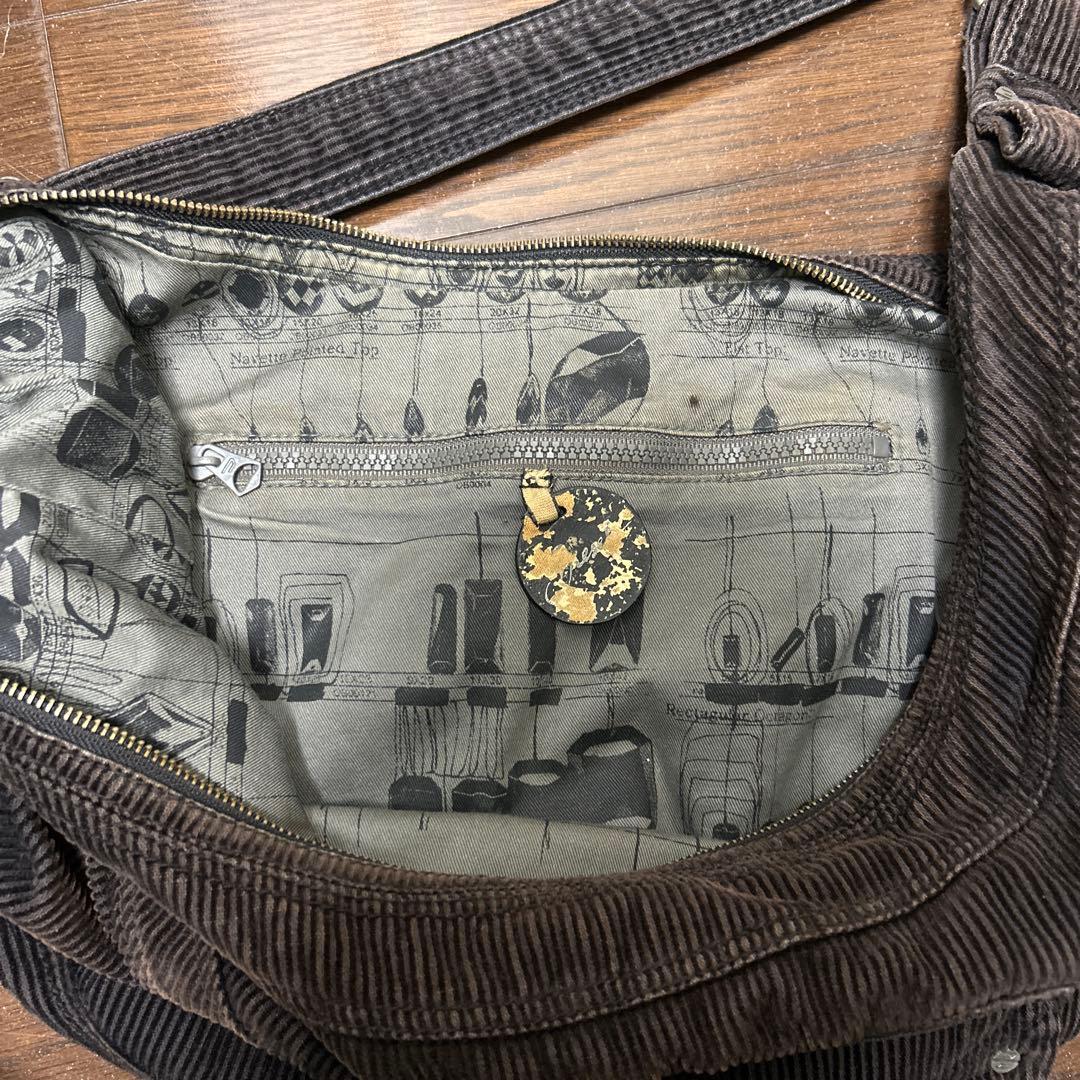 【希少/Y2K】DIESEL 太畝コーデュロイ 三日月型 ショルダーバッグ