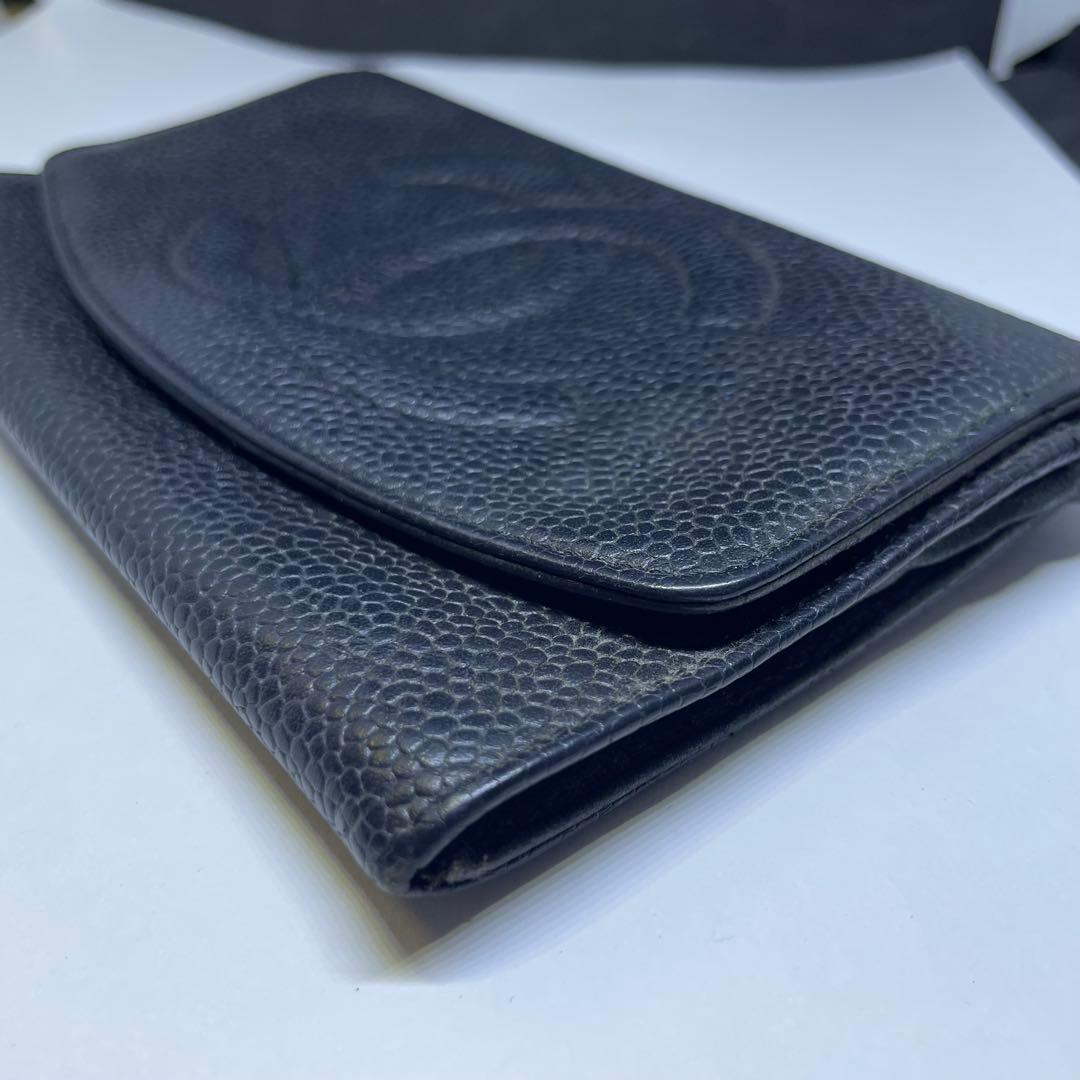 CHANEL キャビアスキン　ブラック　二つ折り財布