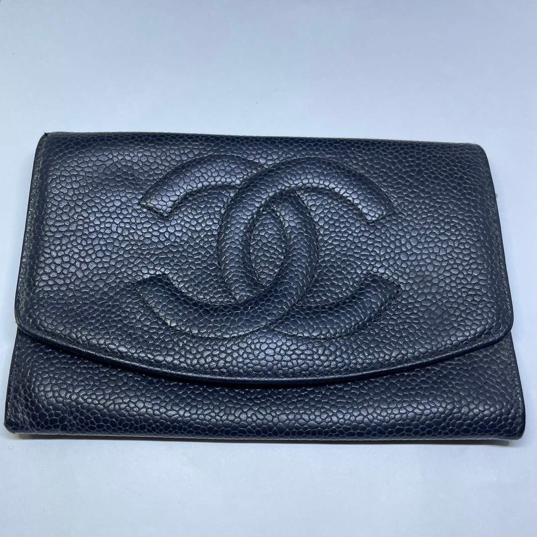 CHANEL キャビアスキン　ブラック　二つ折り財布