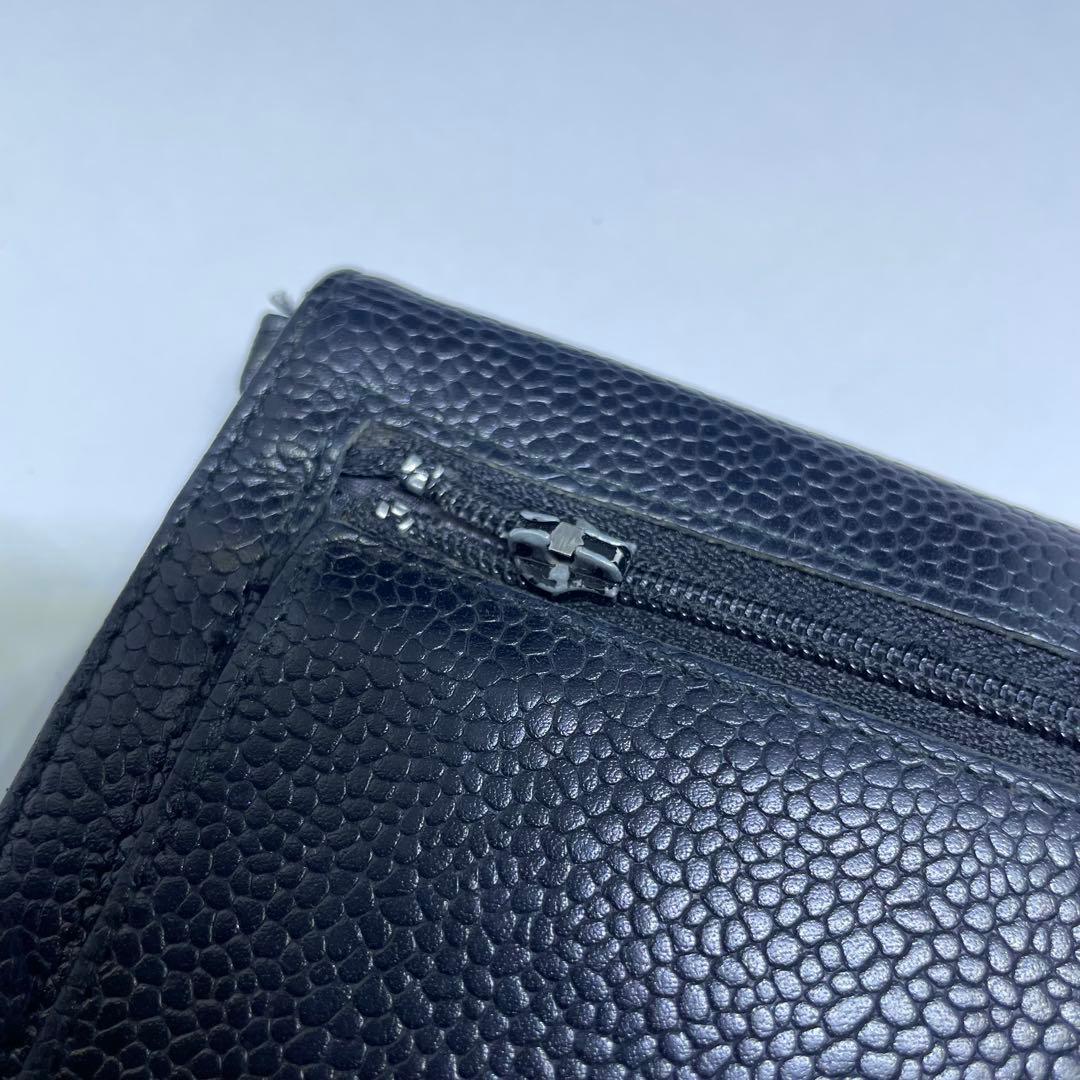 CHANEL キャビアスキン　ブラック　二つ折り財布