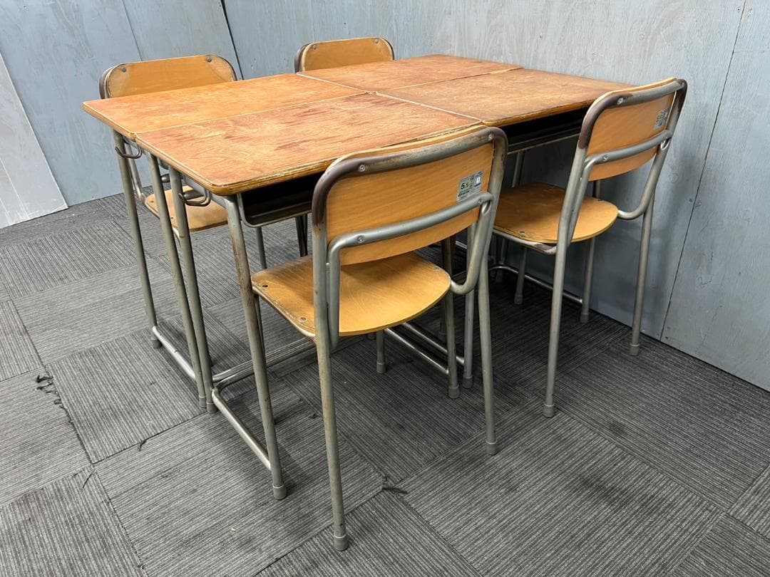 322◆格安配送地域あり◆ホウトク◆学童机・椅子4組(旧JIS1号)学校学習塾