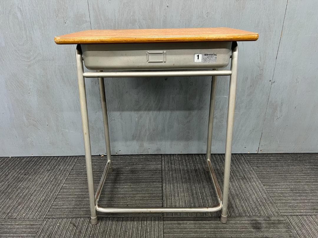 322◆格安配送地域あり◆ホウトク◆学童机・椅子4組(旧JIS1号)学校学習塾