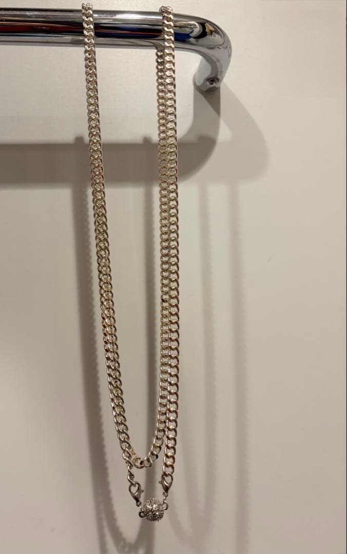脱着簡単　超ロング　シルバープレイテッドチェーンの極太ネックレス　磁力開閉　誂え
