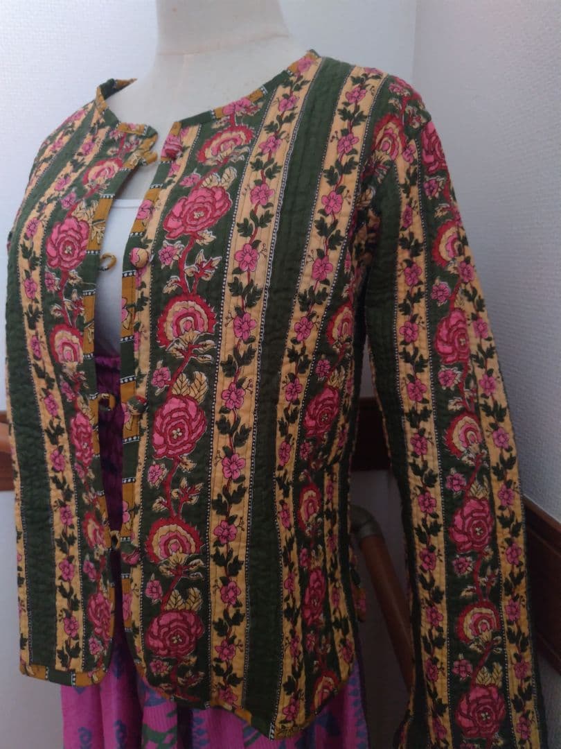 インド製 ブロックプリント ハンドメイド キルティング リバーシブル ジャケット