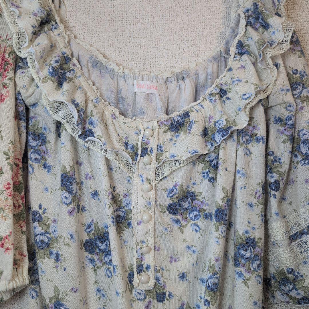 ♡LIZLISA♡flower 平成ギャル リズリサレース編み上げ花柄トップス