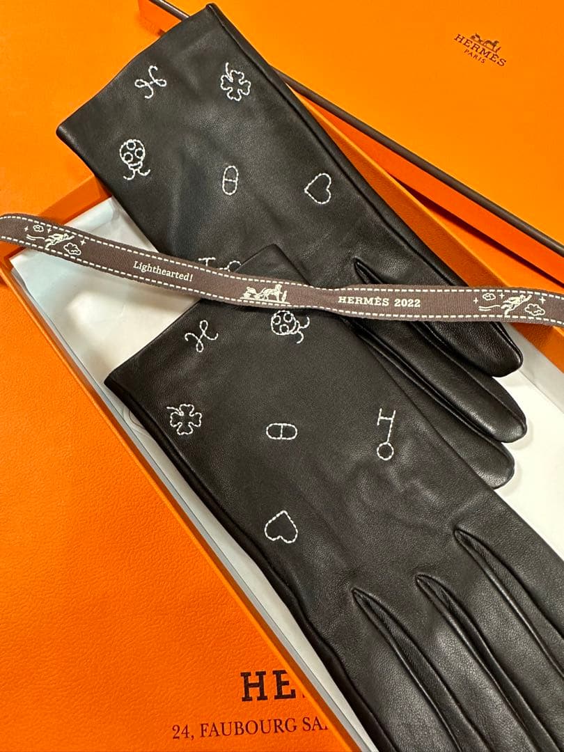 ほぼ新品　HERMES エルメス レザー手袋