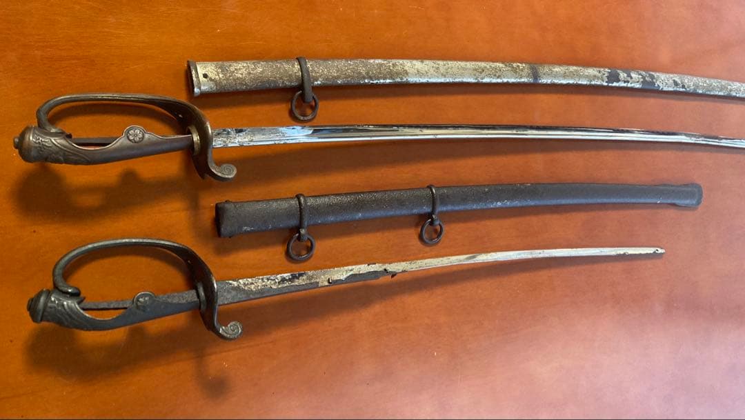 軍刀　日本軍　陸軍将校用　個人装備　指揮刀　サーベル型指揮旗　2点