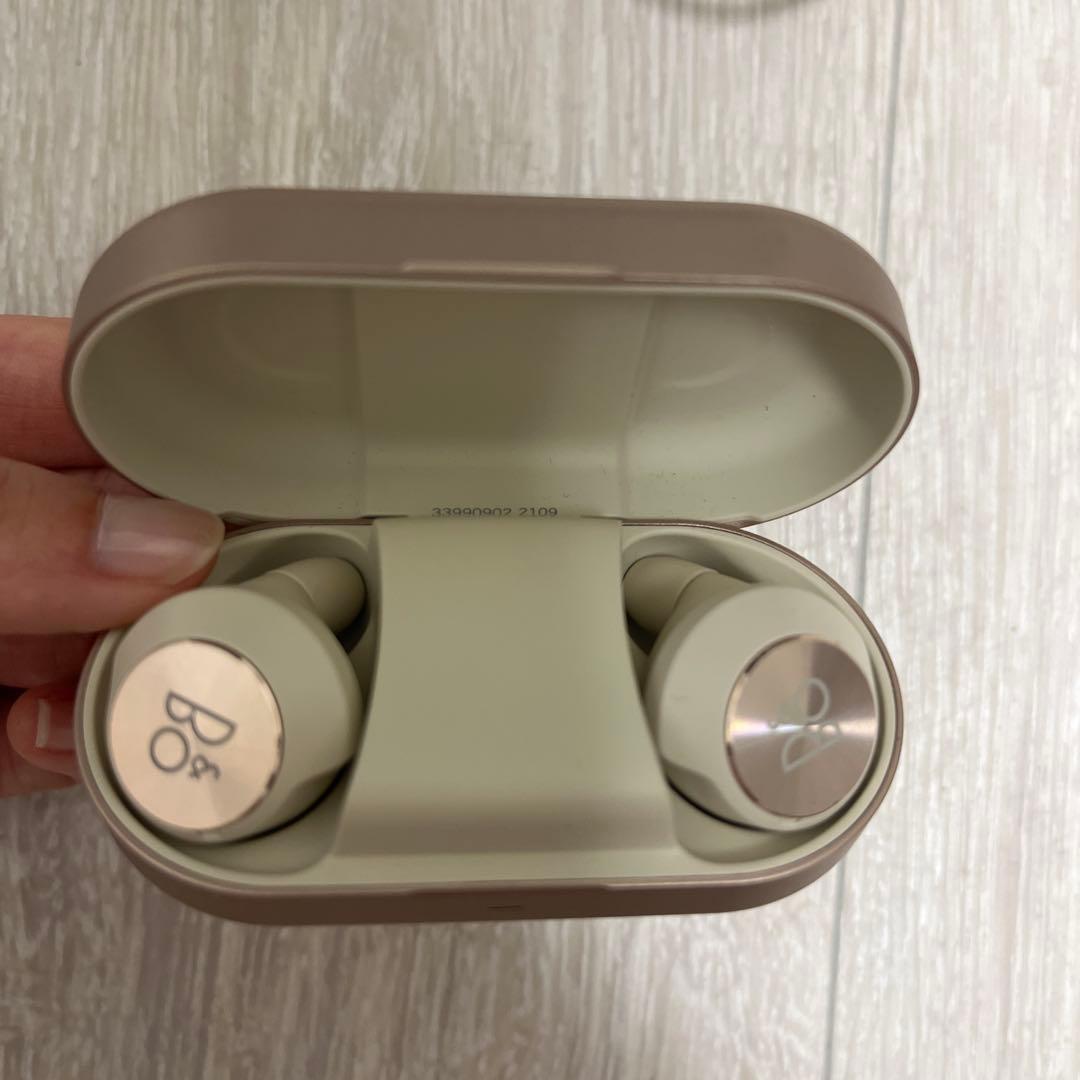 値下げ中　Bang & Olufsen BEOPLAY EQ ワイヤレスイヤホン