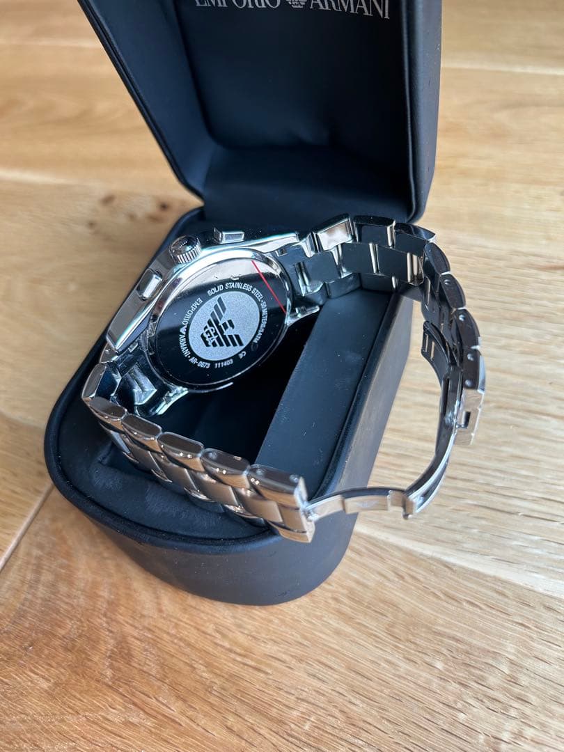 EMPORIO ARMANI 腕時計 クロノグラフシルバーブラック　【電池新品】