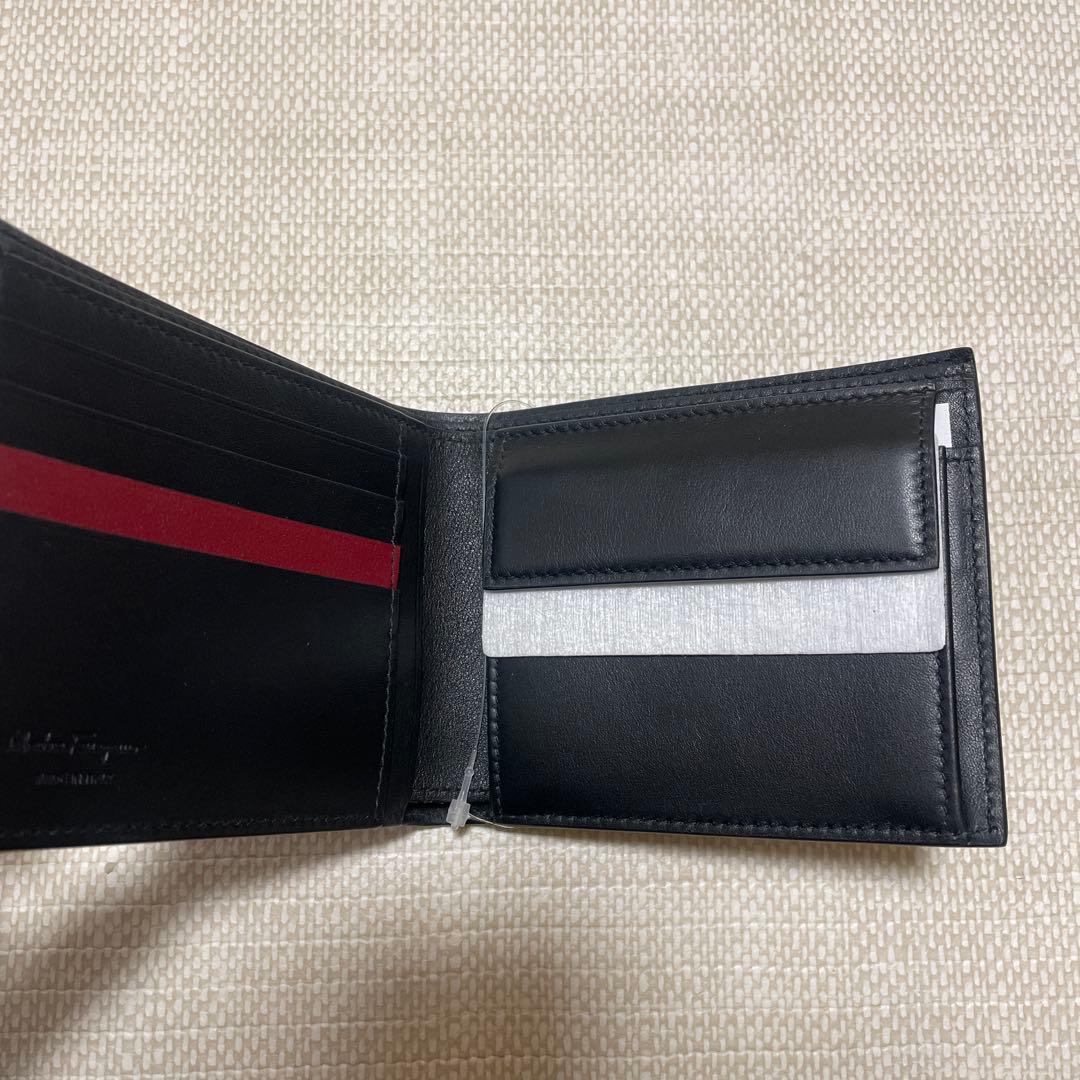 [新品]SALVATORE FERRAGAMO 折り畳み財布 モノグラム