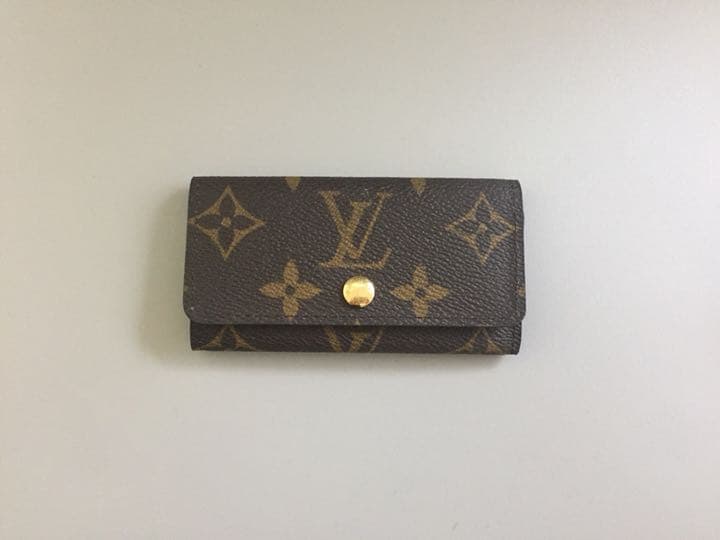 ルイヴィトン 未使用品 モノグラム キーケース4