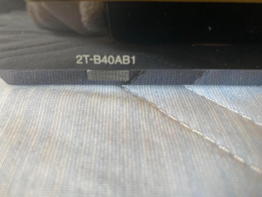 美品　シャープ 液晶テレビ 40V型 AQUOS 2T-B40AB1