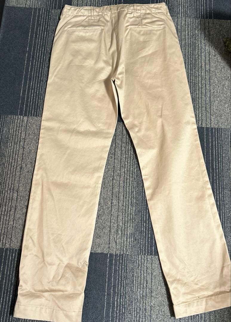 バズリクソンズ　チノパンツ
