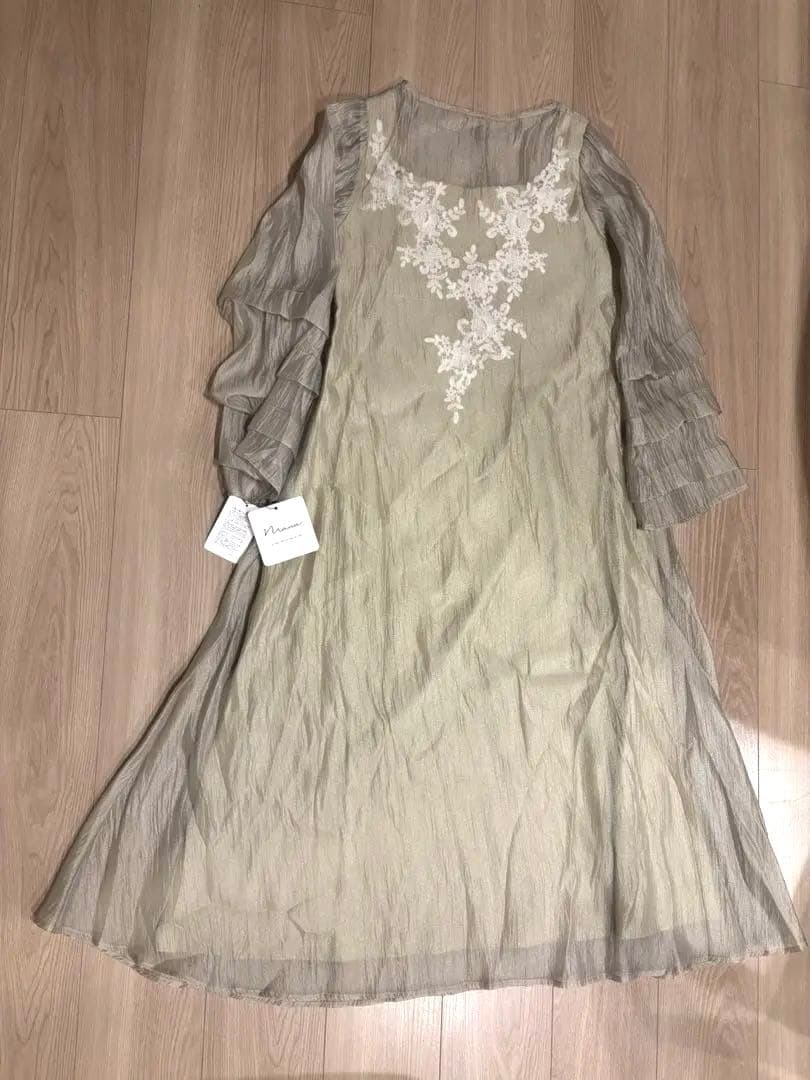 【新品未使用】niana Aラインシアードレス