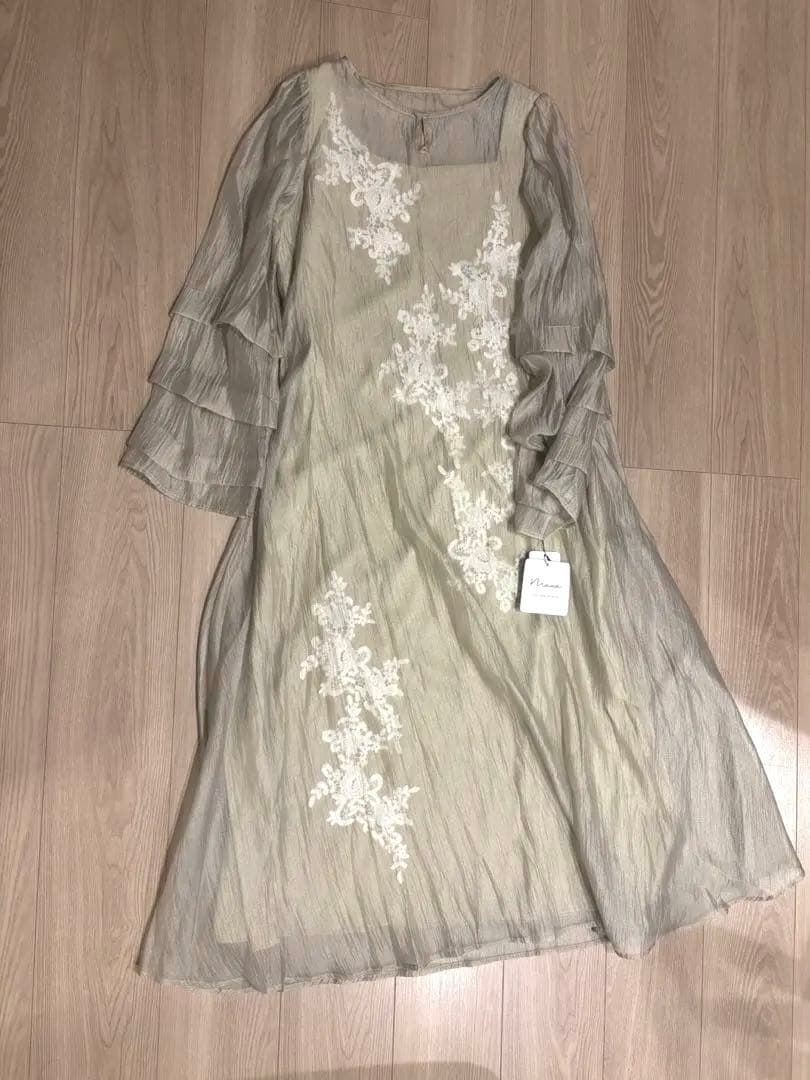 【新品未使用】niana Aラインシアードレス