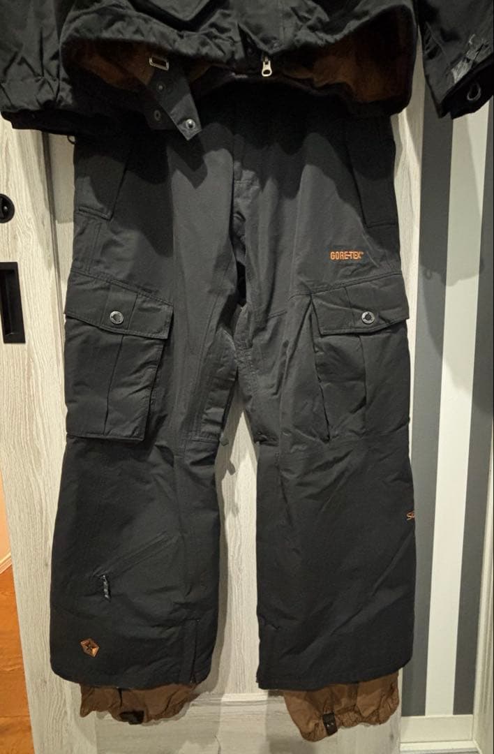 【SESSIONS】≪GORE-TEX≫ スノボウェア　セット上下　スキーウェア