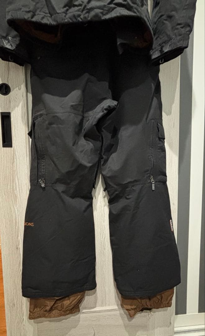 【SESSIONS】≪GORE-TEX≫ スノボウェア　セット上下　スキーウェア