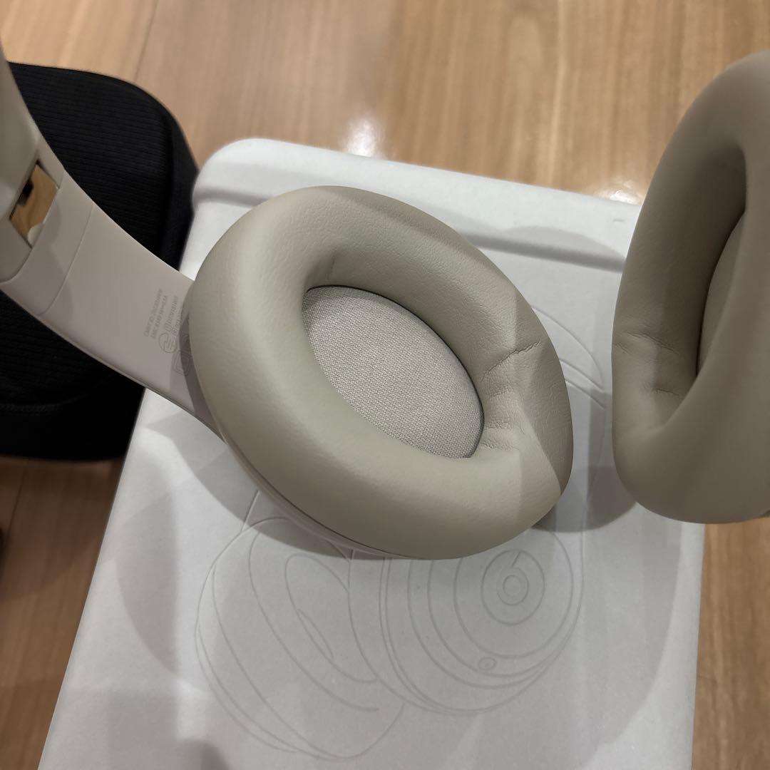 Beats Studio pro ワイヤレスヘッドホン ベージュ