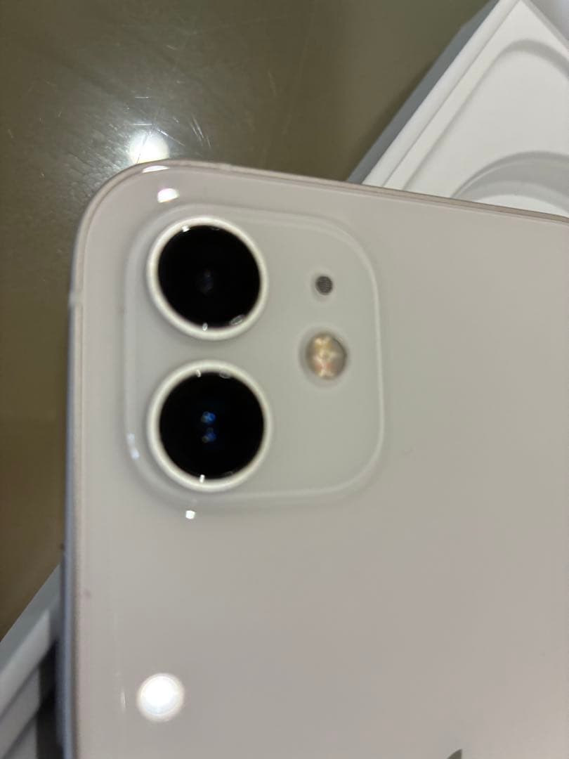 iPhone12 本体　64GB White