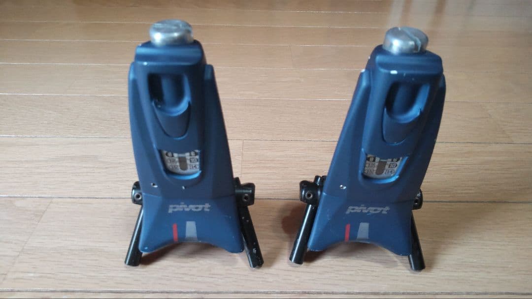 [程度良し] Look Pivot 15 ターンテーブル 75mm / FKS