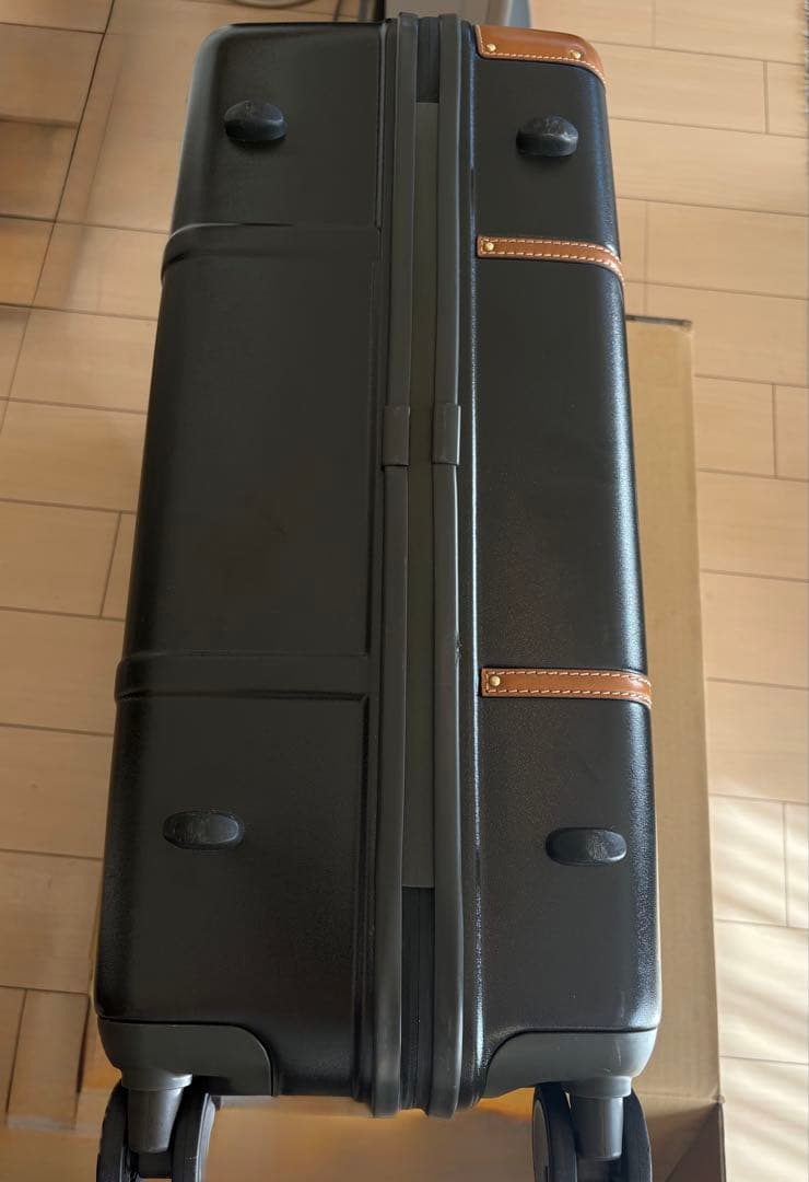 ジャスミンさま専用　スーツケース　78ℓ ダークモスグリーン使用感あり