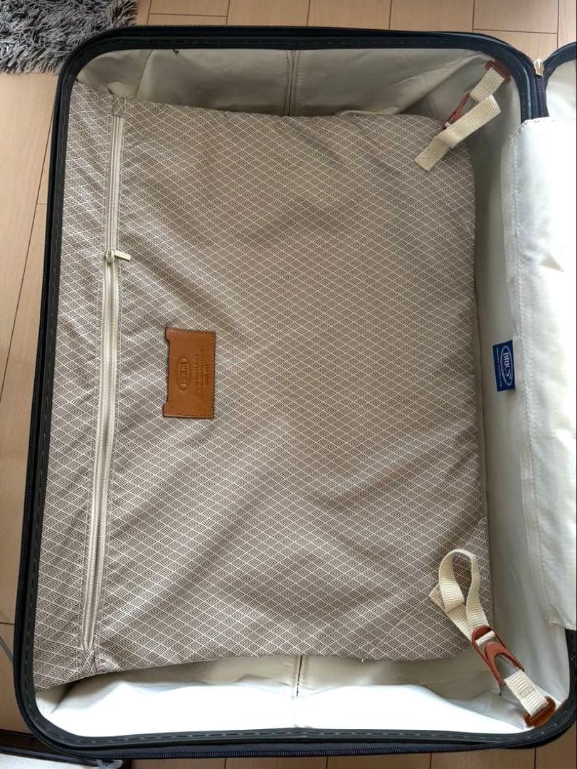 ジャスミンさま専用　スーツケース　78ℓ ダークモスグリーン使用感あり