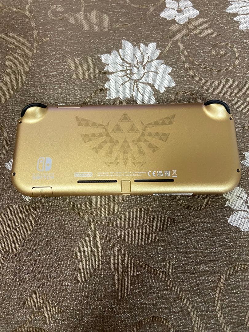 極美品　NintendoSwitch Lite ハイラルエディション 限定　完品