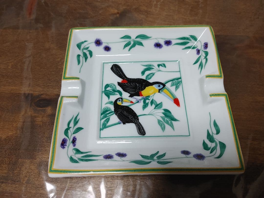 HERMES エルメス ノベルティ トレー トゥカン