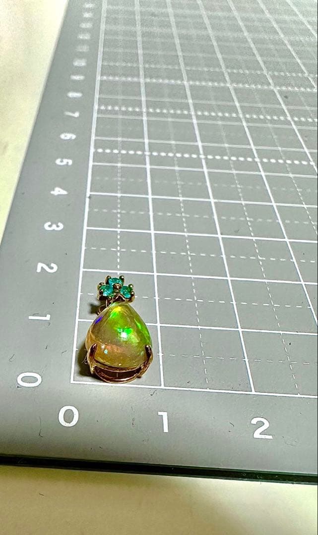 GSTVk18オパール&パライバトルマリンペンダントトップ新品未使用