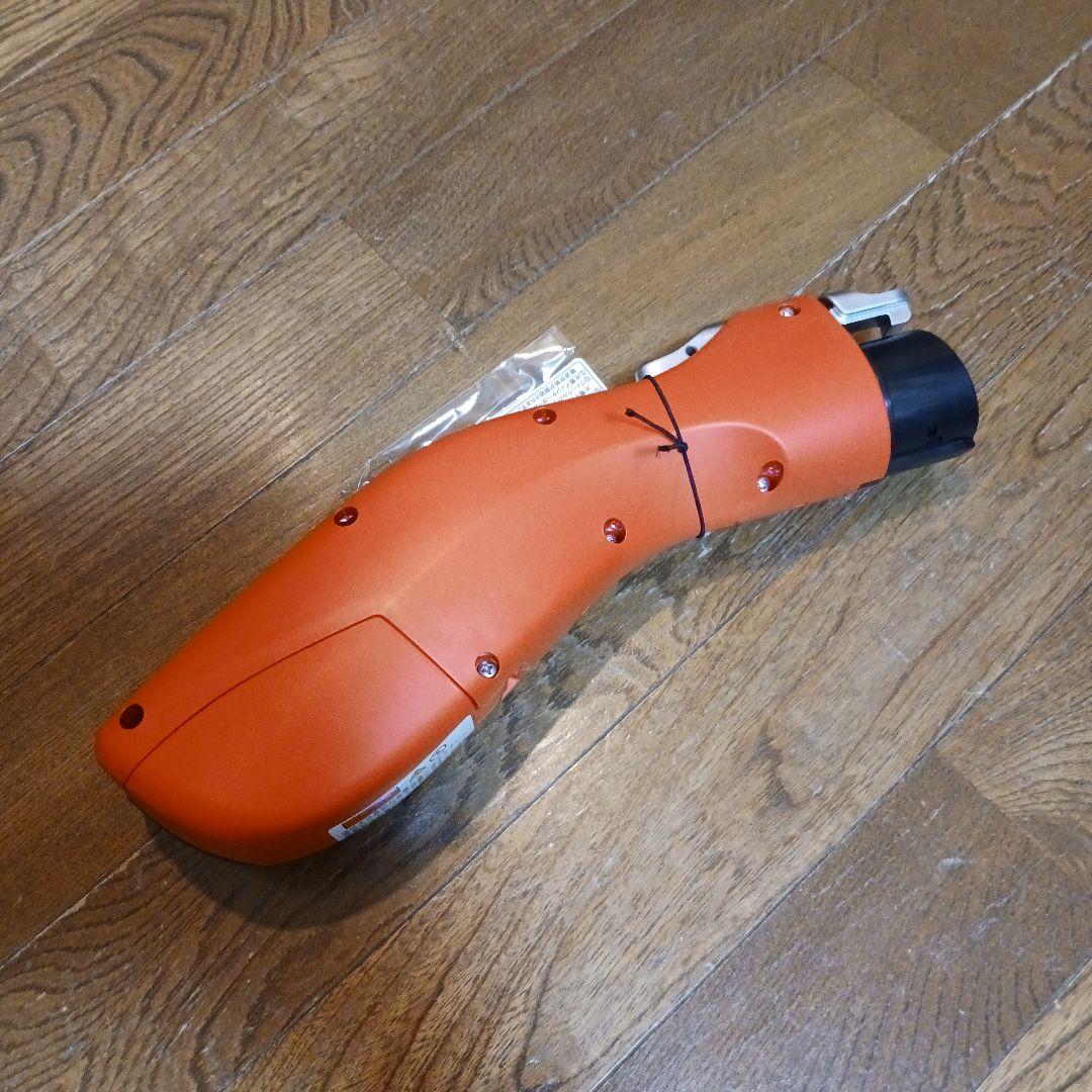 トヨタ　PHV 充電ケーブル