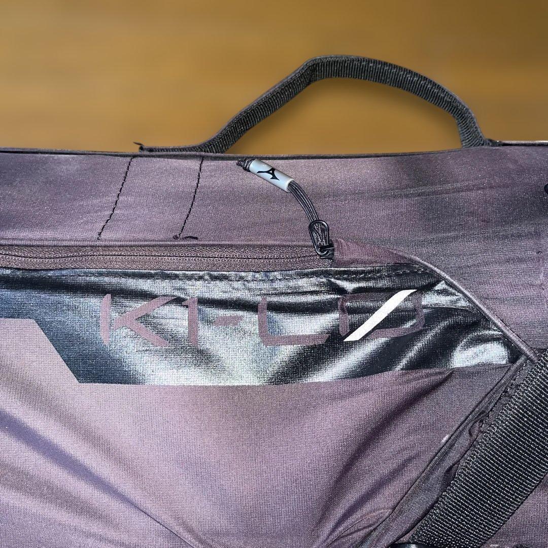 Mizuno K1-L0 スタンド式　キャディバッグ 黒　超軽量　9.0型