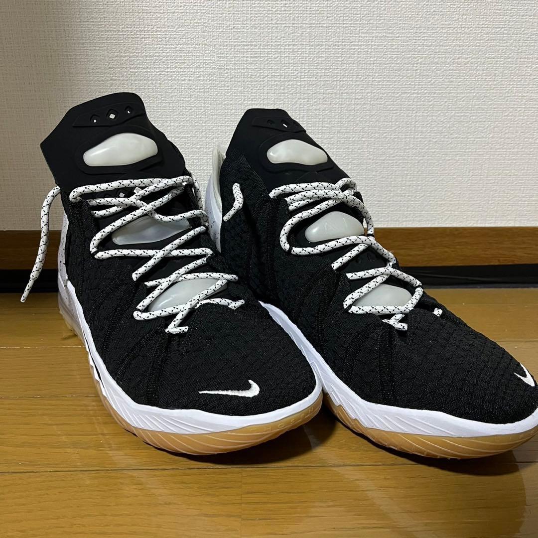 レブロン18 バッシュ　ナイキ