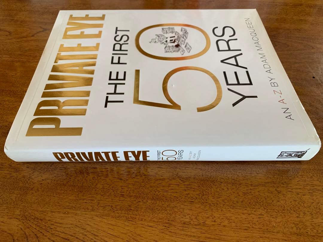 入手不可能①PrivateEye The First50Years②2011年鑑