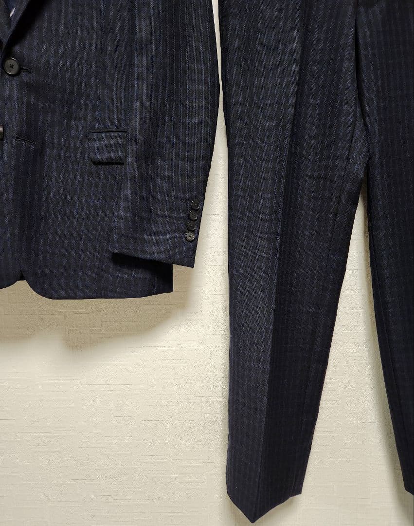 じ*ら様 トゥモローランド　メンズ　スーツ　濃紺ブルー×ブラック　チェック