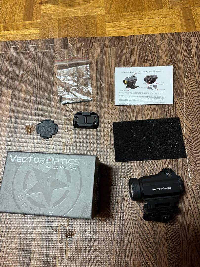 41pxモノリス、VectorOpticsMaverick 1x22 Genll