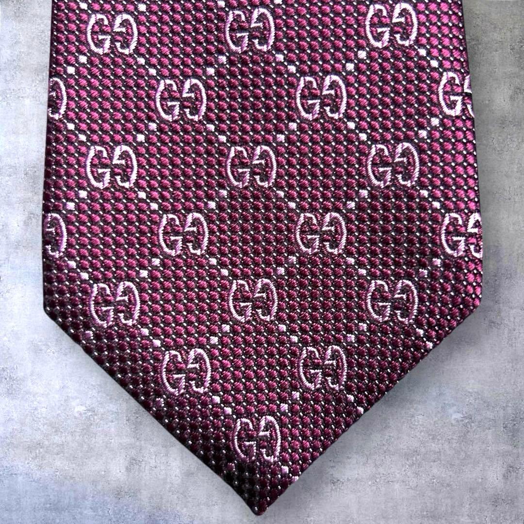 美品　GUCCI ネクタイ　レッド×ピンク　　GG柄　クリーニング済