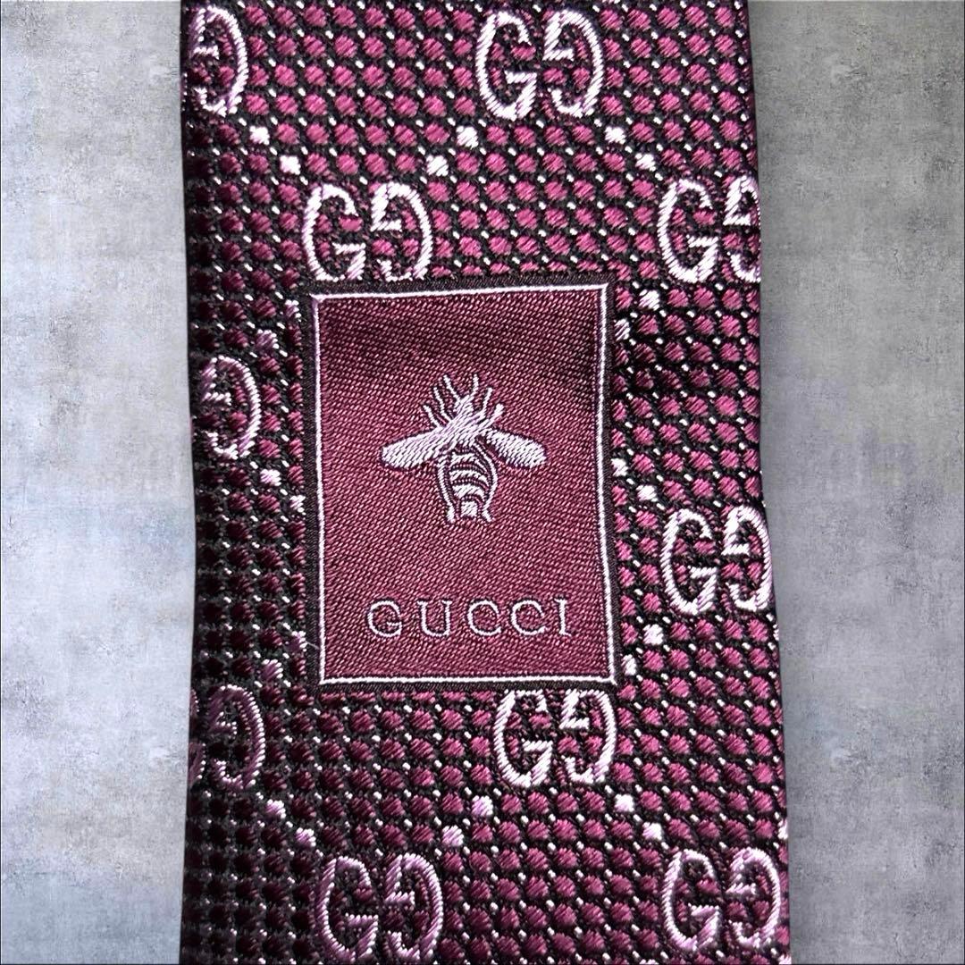 美品　GUCCI ネクタイ　レッド×ピンク　　GG柄　クリーニング済