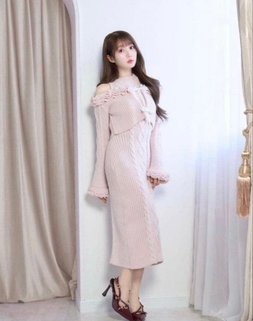 最終値下Rosé Muse今期完売品ニットワンピース＆オフショルカーディガン