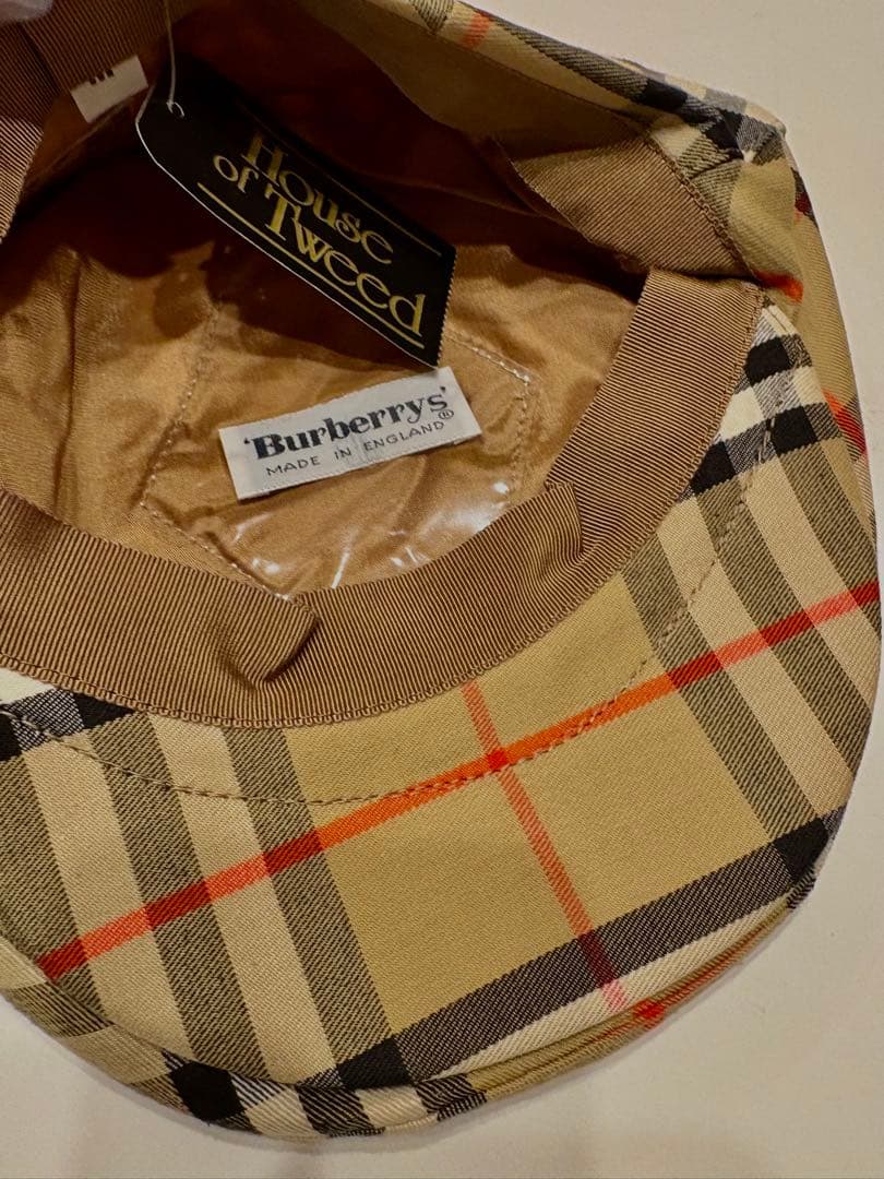 新品タグ付☆バーバリー　キャスケット　ハンチング　キャップ　チェック　帽子 美品