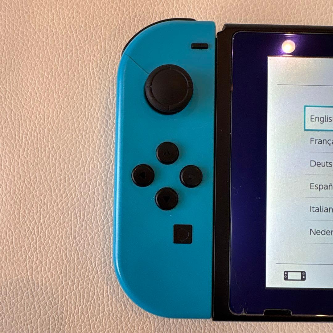 Nintendo Switch 本体 ネオンブルー/レッド