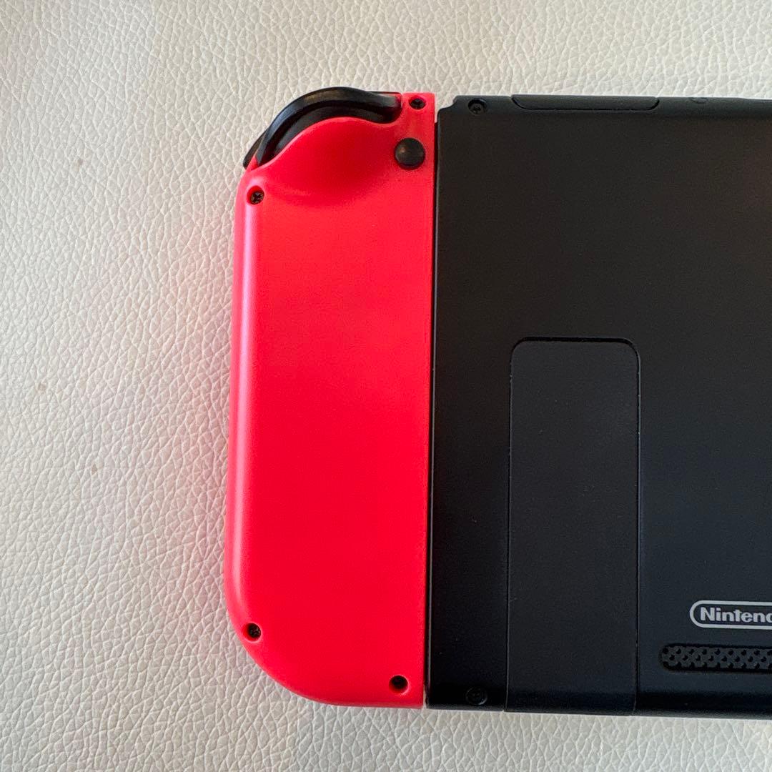 Nintendo Switch 本体 ネオンブルー/レッド