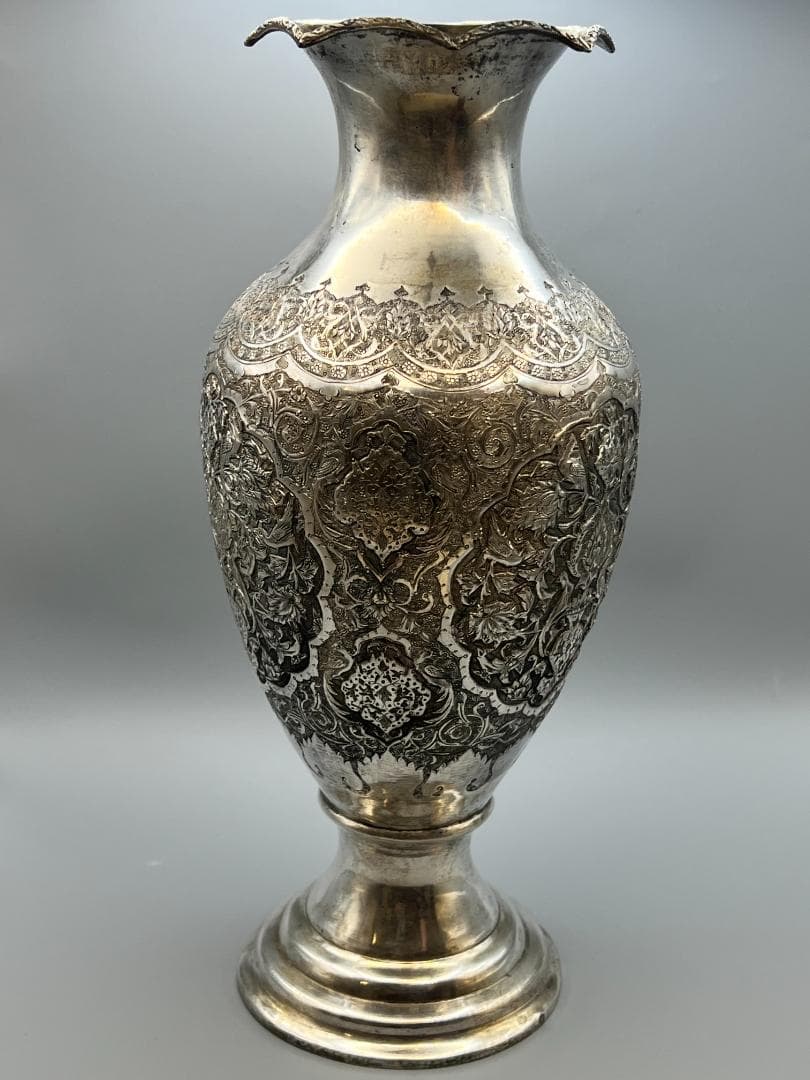 ととろ　銀製　ライオンマーク　三越　銀花瓶　花入れ　手彫　重量約820g