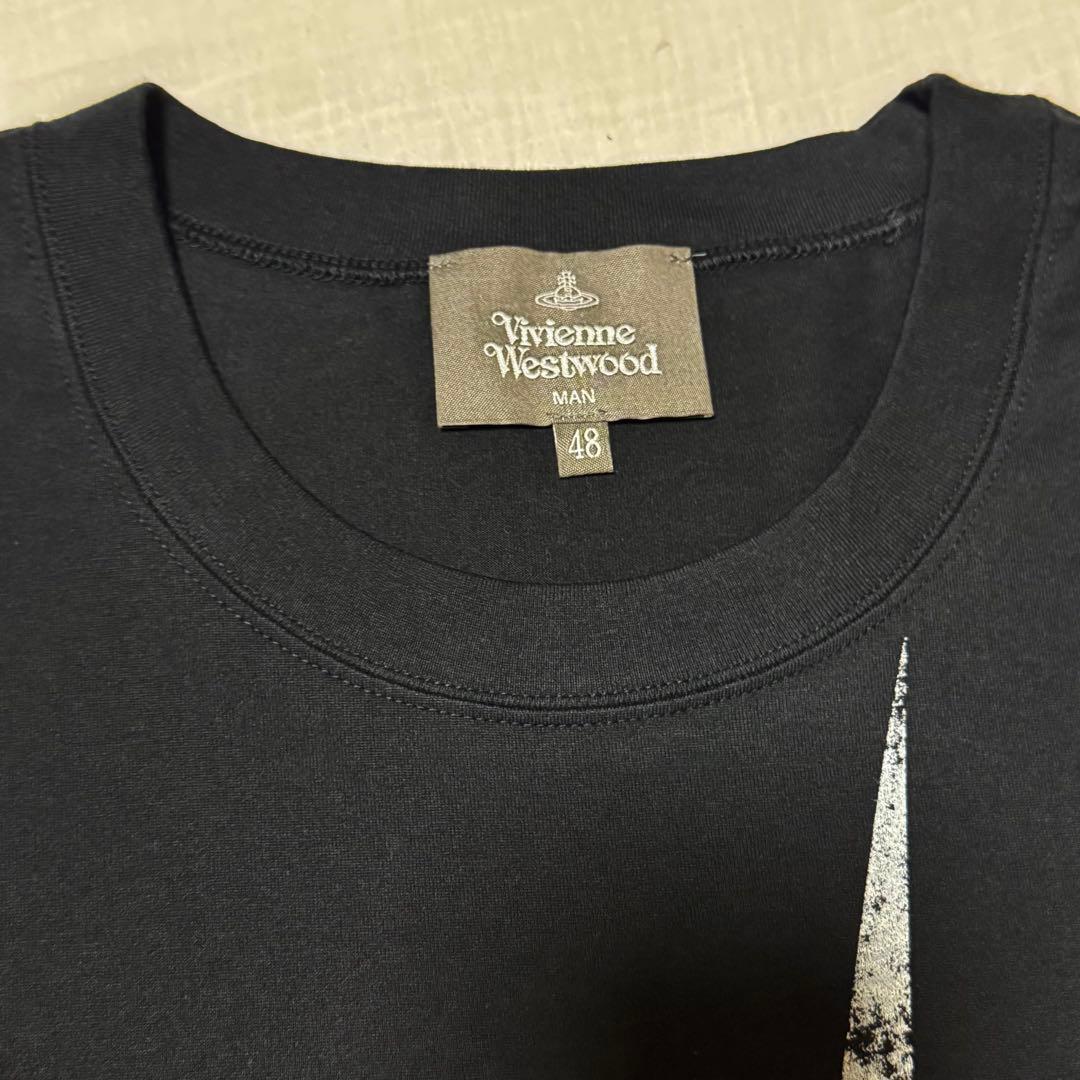 ✨ゲリラセール中✨Vivienne Westwood グラフィックTシャツ