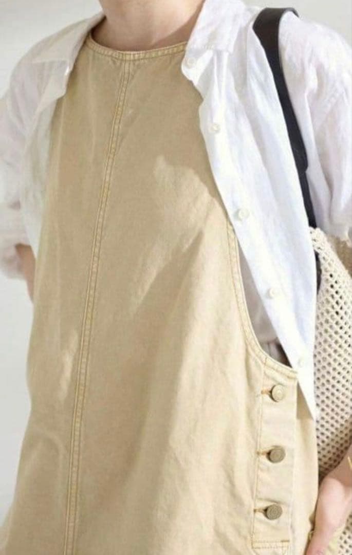 美品FRAMeWORKフレームワークのケミカルウォッシュアメスリサロペット