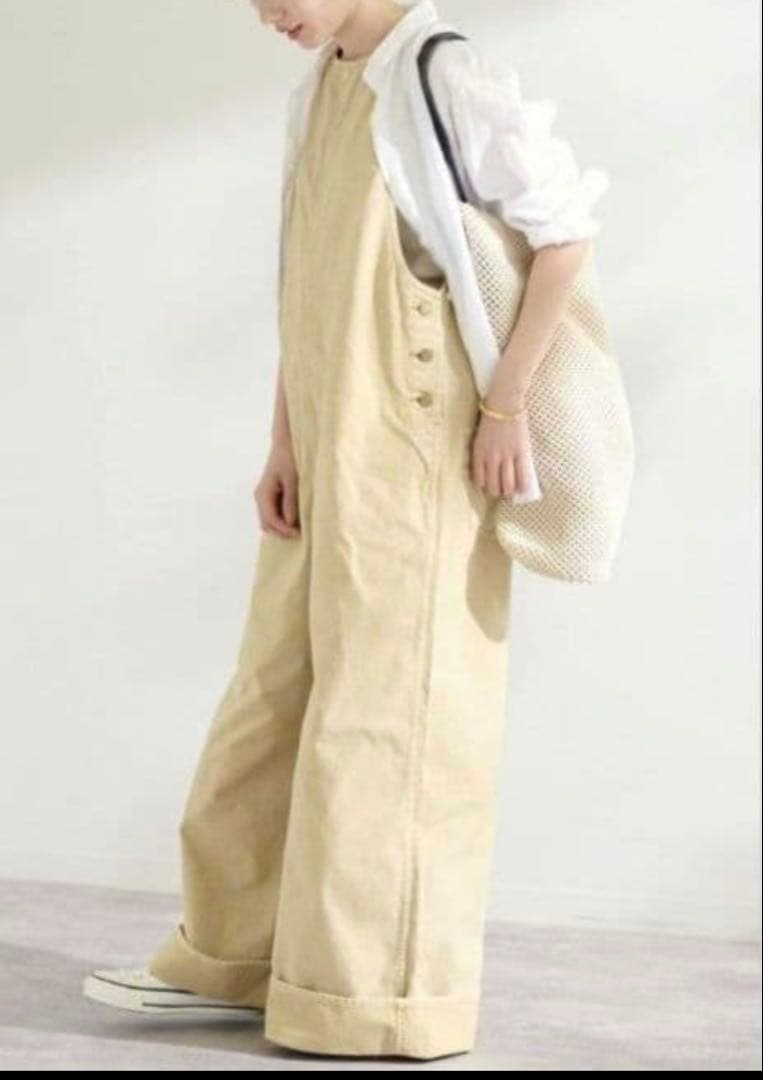 美品FRAMeWORKフレームワークのケミカルウォッシュアメスリサロペット