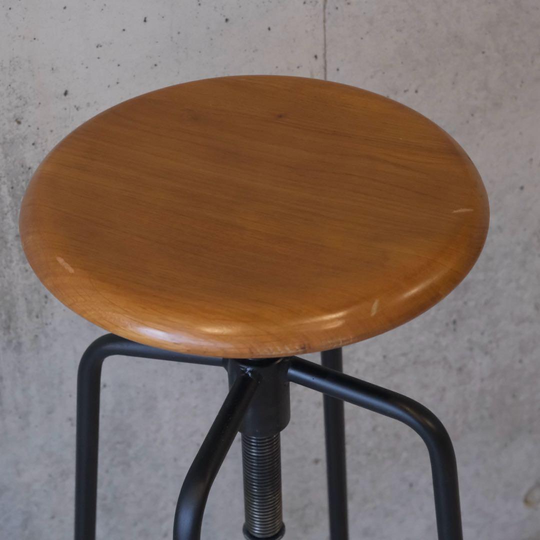 クラッシュゲート コンベックス スツール